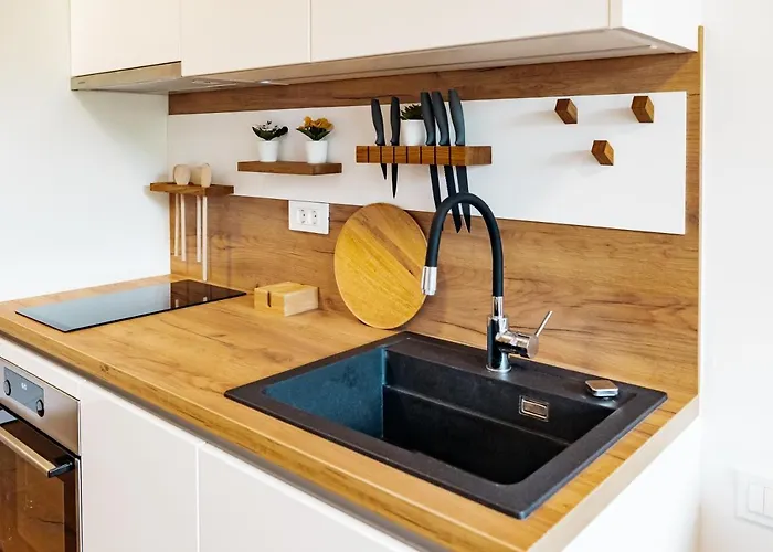 Woody - Comfy In Siska