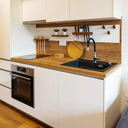 Woody - Comfy In Siska Apartament