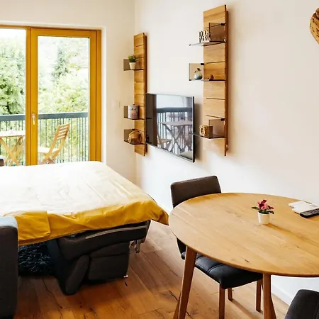 Apartment Woody - Comfy In Siska Ljubljana
