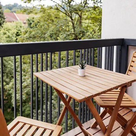 Woody - Comfy In Siska *